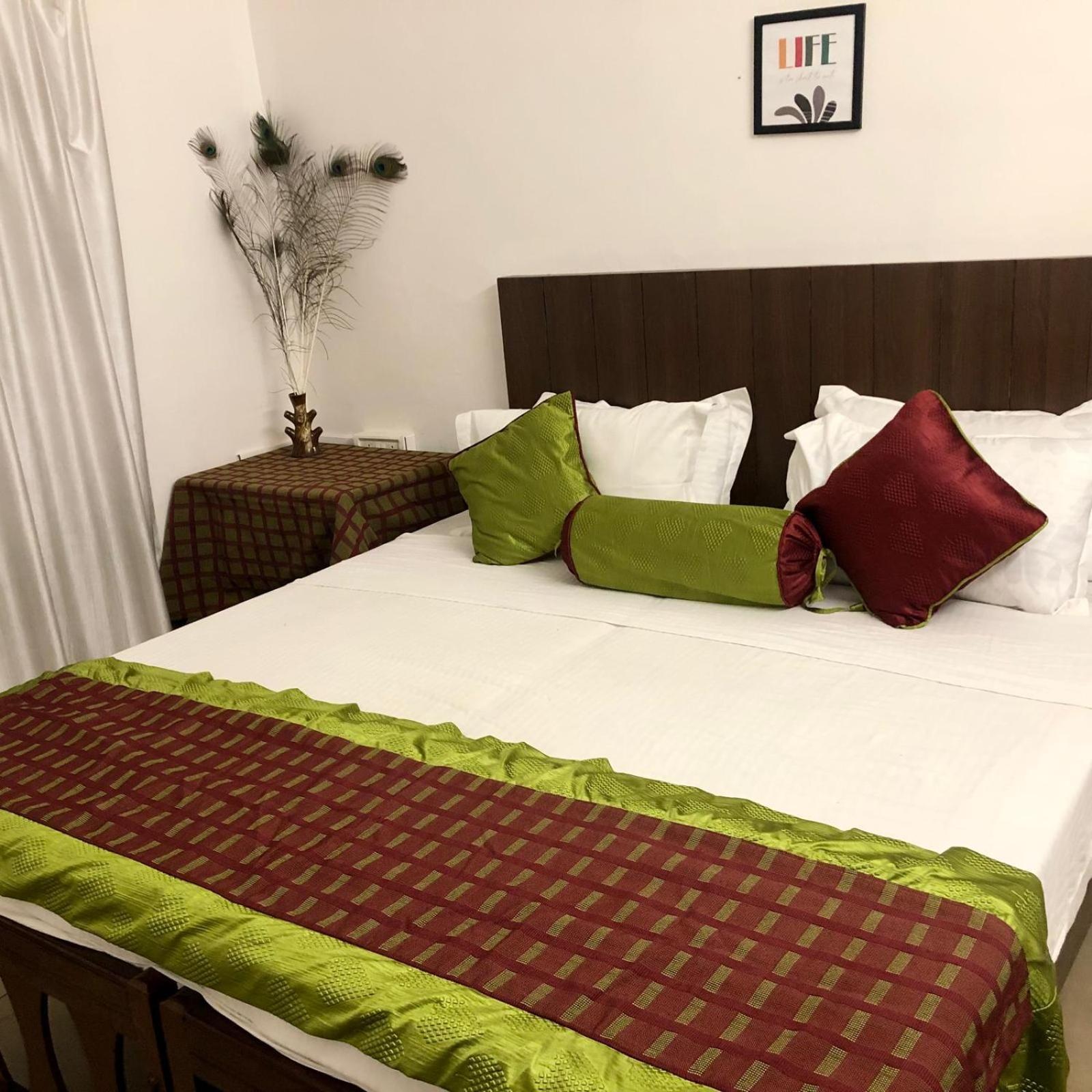 Mother Tree Inn Kochi Екстер'єр фото